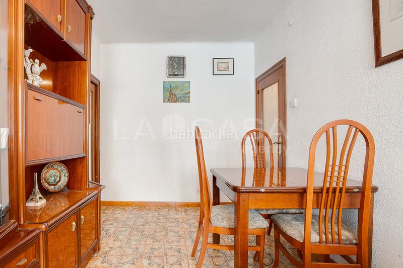 Foto 3b9955e0-1187-4b69-b717-f6b8b015ca6b. Pis a Sant Ildefons Cornellà de Llobregat