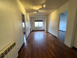Etagenwohnung in El Camp de l´Arpa del Clot. Unica oportunidad