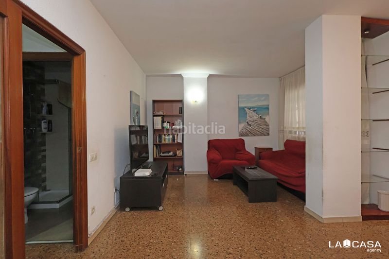 Foto 0d73103a-69ca-40b6-ba7b-60d0f800fe12. Pis a La Bordeta Barcelona