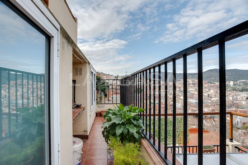 Foto 4d6d3d59-d3fc-4f86-b419-26c33ca9129d. Casa amb calefacció a La Font d´en Fargues Barcelona