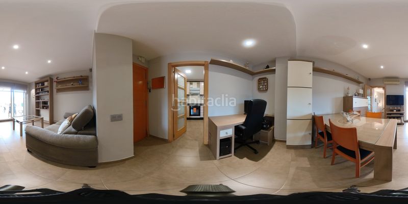 Foto dffe5712-b79c-48fb-b1b6-9cda002f5887. Casa amb calefacció a La Font d´en Fargues Barcelona