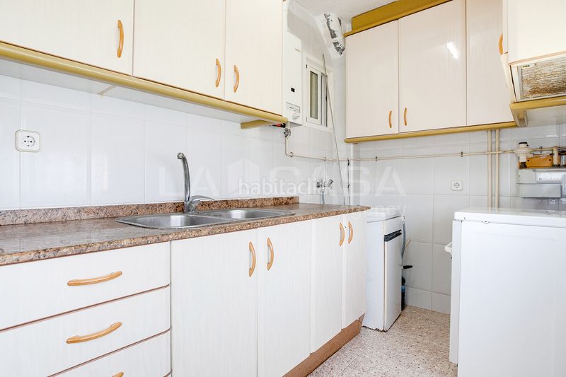 Foto 3d5f4adc-9d0c-4779-8632-3a6fb47098d2. Pis a Sant Ildefons Cornellà de Llobregat