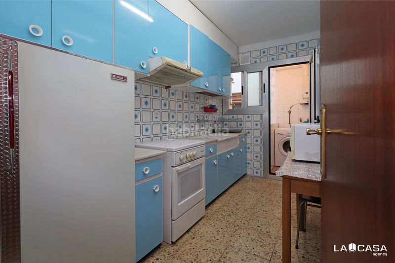 Foto cf2f2147-5fa8-4db7-b10c-656a1d47be02. Pis a Can Vidalet Esplugues de Llobregat