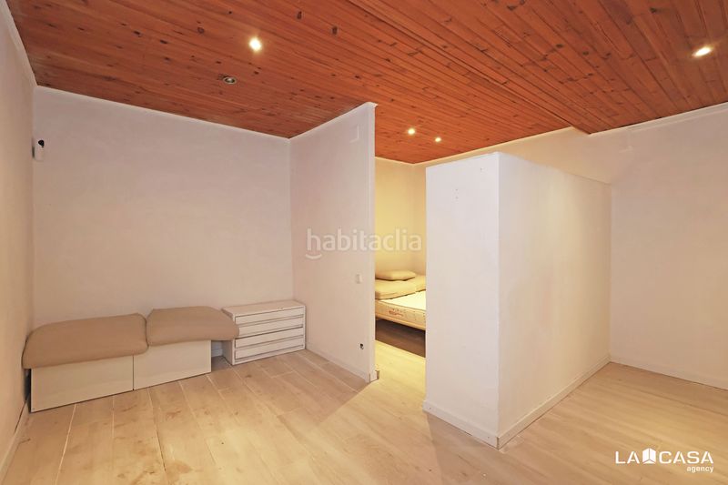 Foto ecebfc8b-7273-4ea0-8cd6-2e74404dee69. Pis a Gòtic Barcelona