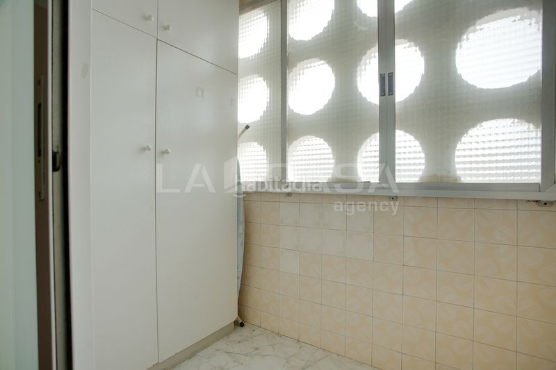 Foto 02671c74-188d-48d1-a880-d822c4141d46. Flat with heating in Bellvitge Hospitalet de Llobregat (L´)
