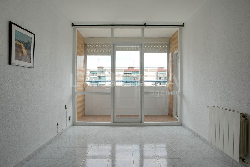 Foto 17a81f1b-b8d5-458a-bc7e-44e2ca574fb6. Flat with heating in Bellvitge Hospitalet de Llobregat (L´)