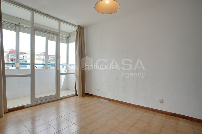 Foto 3c8a550f-3224-4cbd-ad8d-755621356ca9. Flat with heating in Bellvitge Hospitalet de Llobregat (L´)