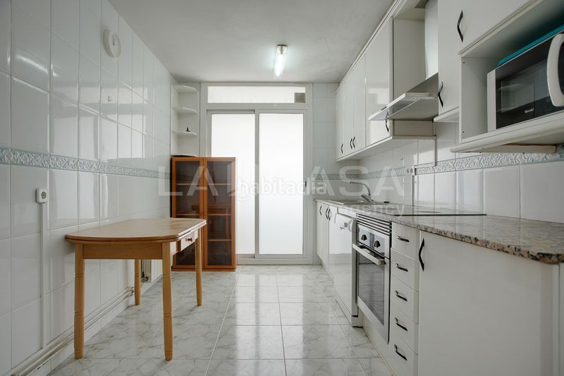Foto 6be72ab6-8b95-448c-9192-e565bf2a622e. Flat with heating in Bellvitge Hospitalet de Llobregat (L´)