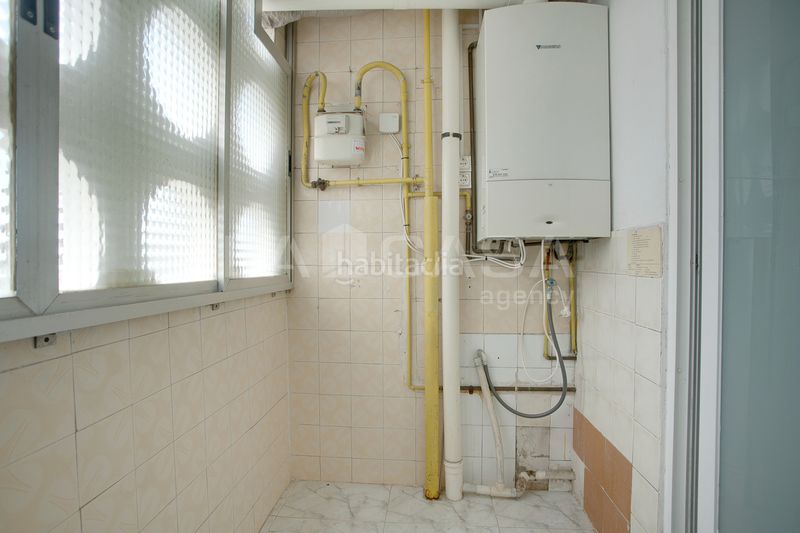 Foto c54e41a2-250b-4c4b-93af-334b951995c9. Flat with heating in Bellvitge Hospitalet de Llobregat (L´)