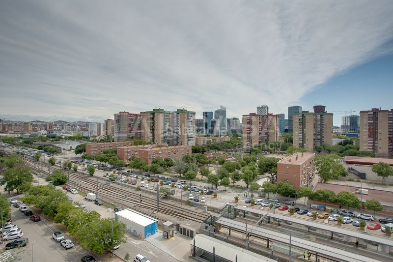 Foto e7f57103-5995-433a-ba08-696d0ee7cbe6. Flat with heating in Bellvitge Hospitalet de Llobregat (L´)