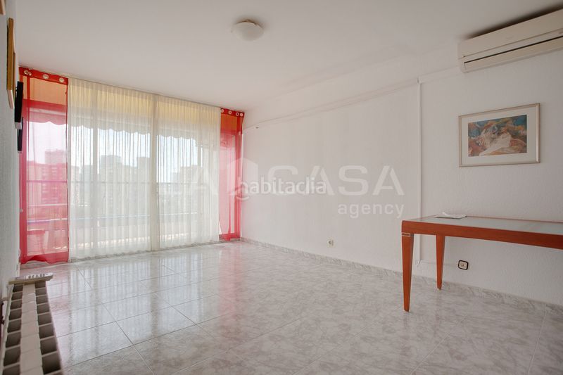 Foto f0852f02-7712-4d4b-9644-5277d2be0f63. Flat with heating in Bellvitge Hospitalet de Llobregat (L´)
