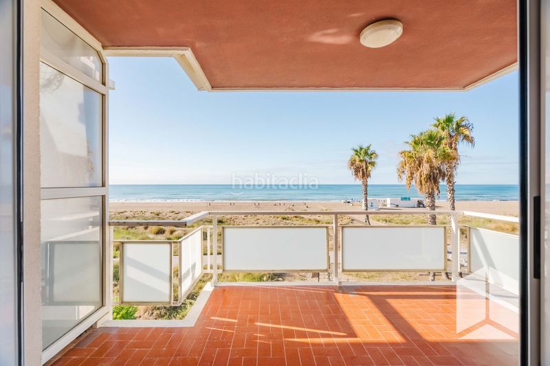 Foto aaff2f51-7c26-49b9-9a83-a8642fa89ef2. Etagenwohnung mit parking pool in Baixador Castelldefels