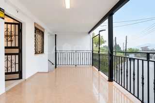 Casa a Vallbona. Increible oportunidad