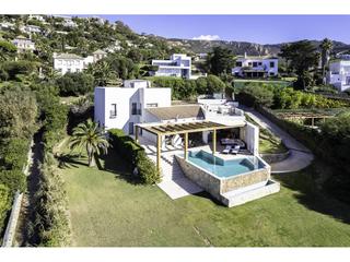 Chalet à Alemanes. Chalet en primera linea de playa