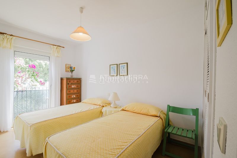 Foto aba9b837-e4f2-4d11-a330-fbdbc97f0568. Casa adosada vivienda adosada en la zona de atlanterra en Zahara de los Atunes