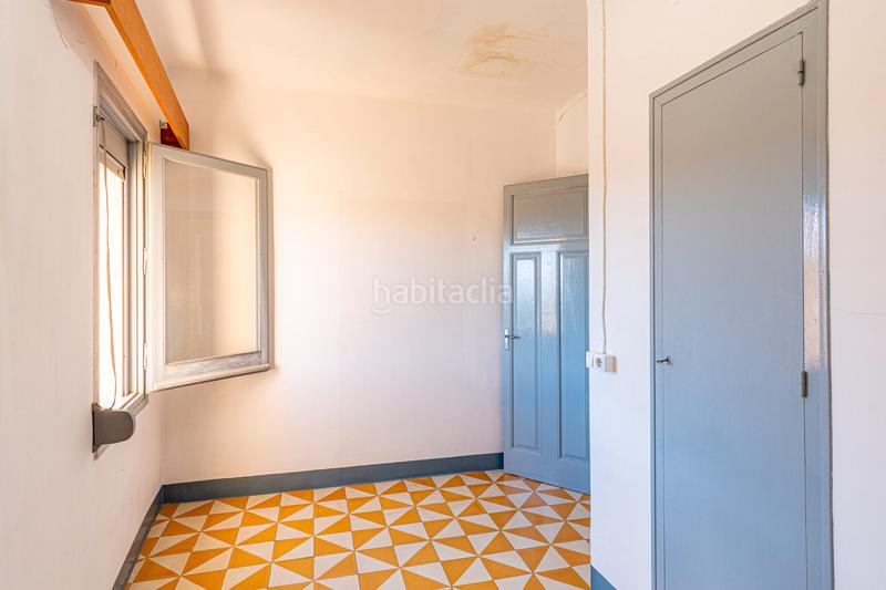 Foto 30f4518f-a583-42a7-ae7a-5d12d9b29b34. Casa bifamiliare in carrer del ramal 2 in Llers