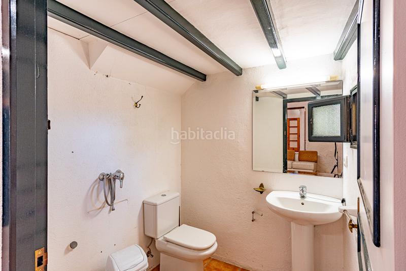 Foto 75b2076a-26bc-4c9a-a5a9-8e36bcc79a9a. Casa bifamiliare in carrer del ramal 2 in Llers