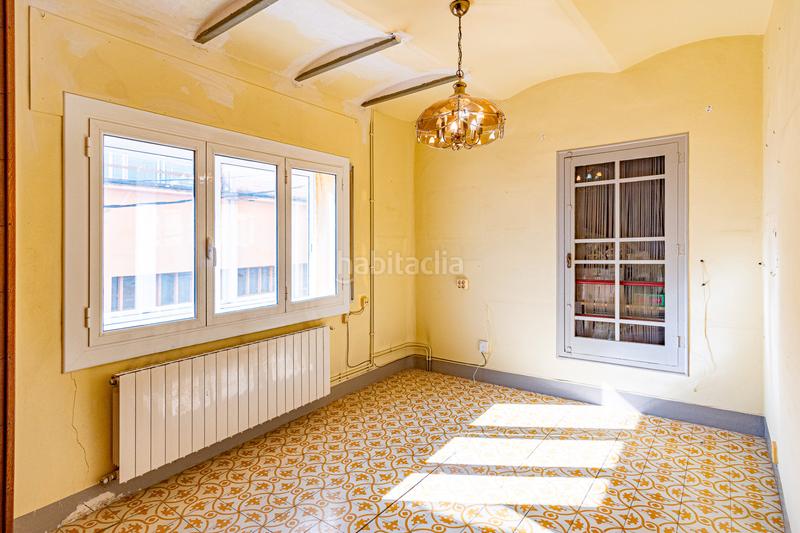 Foto a5b93521-e168-4e07-9c99-e71e23457244. Casa bifamiliare in carrer del ramal 2 in Llers