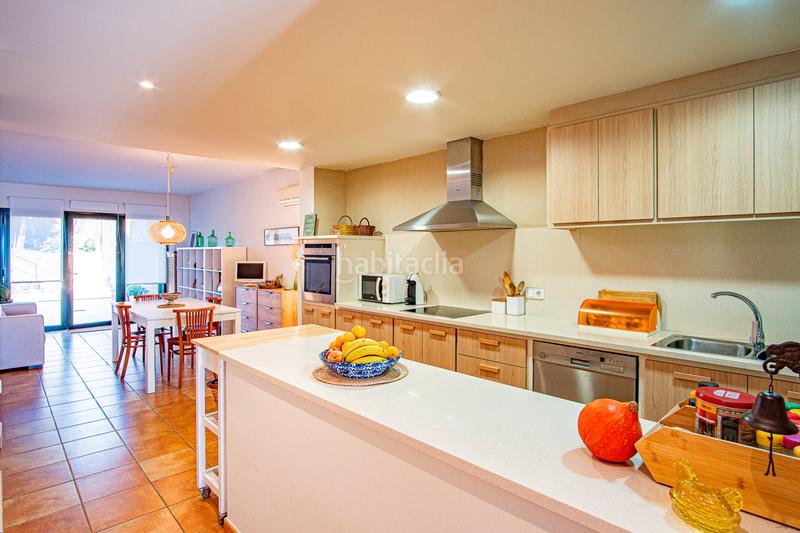 Foto 5fe3397a-37ba-4a0f-9084-3467926b0c5c. Reihenhaus mit kamin heizung parking in Vilamaniscle