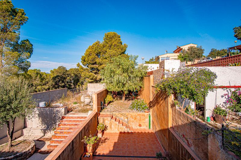 Foto d4807c22-7f02-40ba-8a63-29a4c0862129. Reihenhaus mit kamin heizung parking in Vilamaniscle