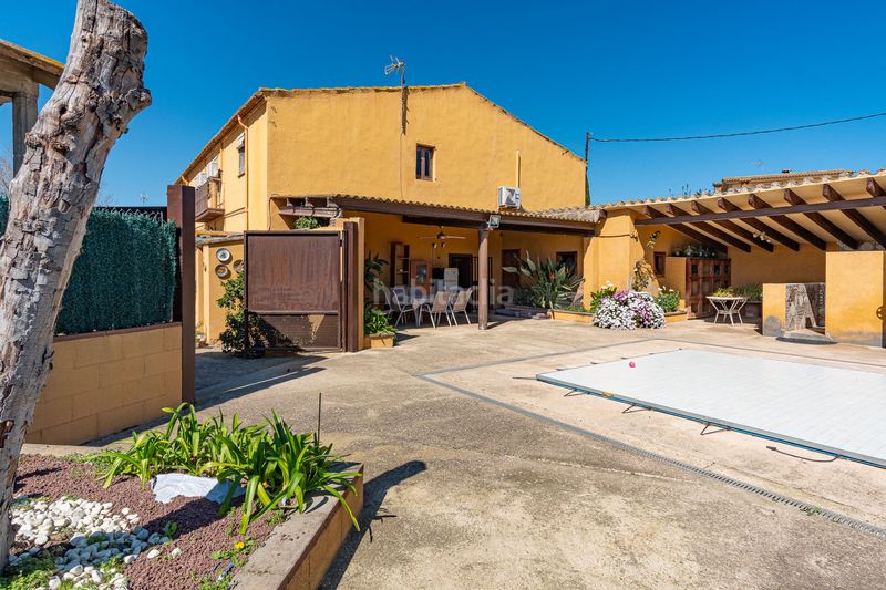 Foto 0dd423da-306a-411f-a18a-af9c12ccc3a3. Chalet in carrer de girona 51 in Verges