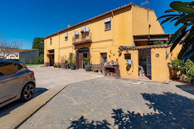 Foto 68a19dcc-678c-4c7d-a091-8d2ffd9c08fa. Chalet in carrer de girona 51 in Verges