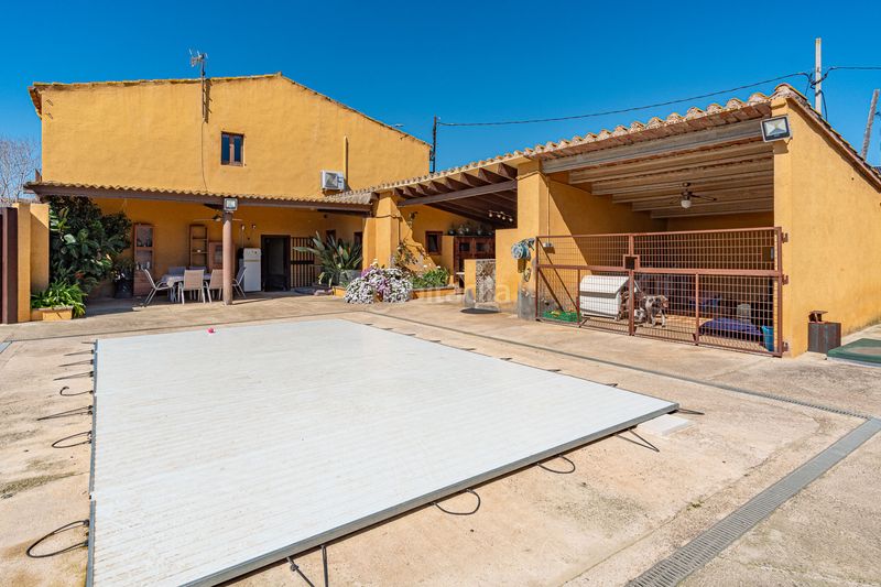 Foto 696a402d-f77c-4202-9bcf-bf24099f577f. Chalet in carrer de girona 51 in Verges