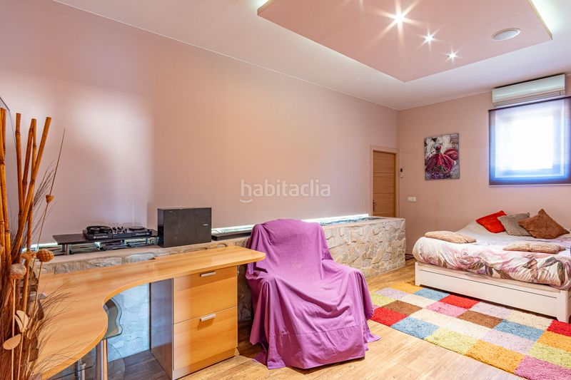 Foto 989cc1b7-98c8-4d3a-bac9-5d38871fef4c. Chalet in carrer de girona 51 in Verges