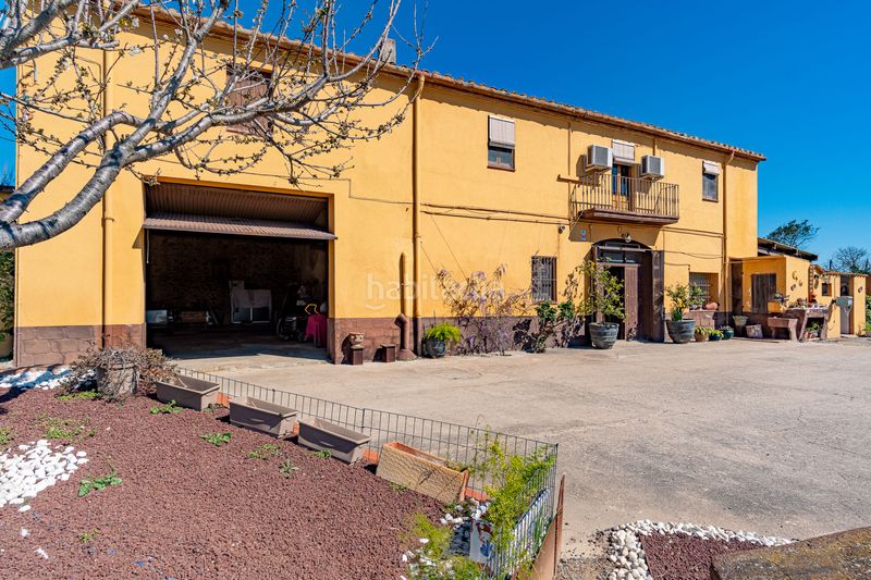 Foto b77fa55f-d5b0-4534-8149-c059f4cdcea3. Chalet in carrer de girona 51 in Verges