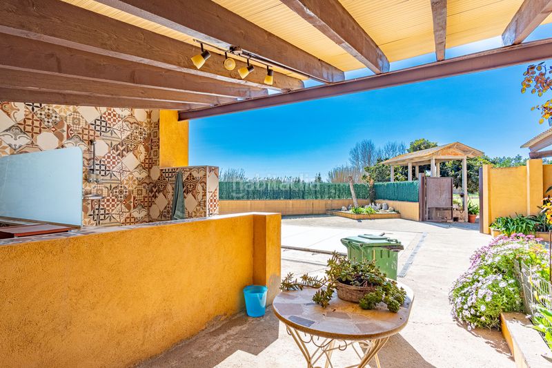 Foto ca3f4894-2fa5-4a89-b6c2-386639577485. Chalet in carrer de girona 51 in Verges