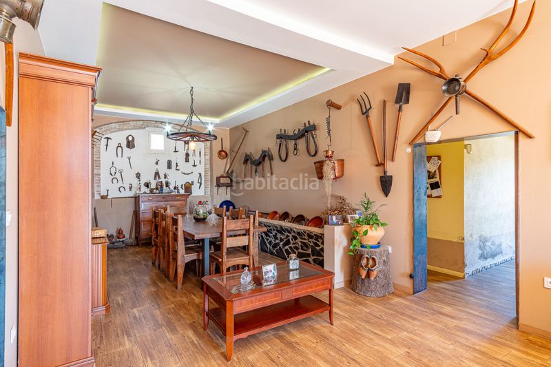 Foto dca35e0b-d9bf-489e-8351-0ed33106ef06. Chalet in carrer de girona 51 in Verges