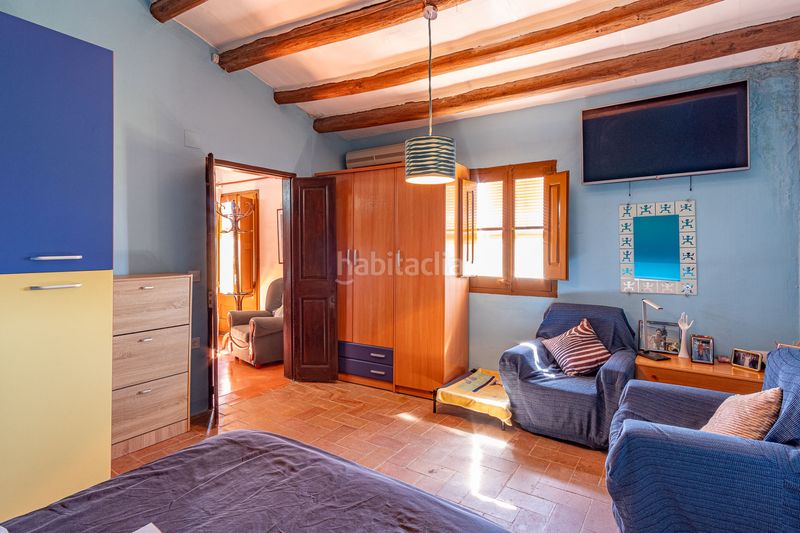 Foto e3438570-ae93-4bf0-8c4a-8c14182d847d. Chalet in carrer de girona 51 in Verges