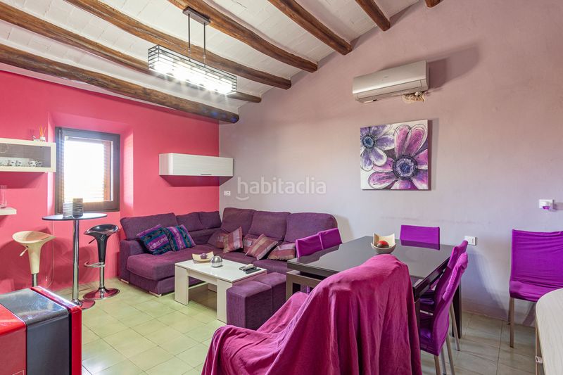 Foto ef2fdcb7-9d86-435c-9360-1e4cacc0550d. Chalet in carrer de girona 51 in Verges