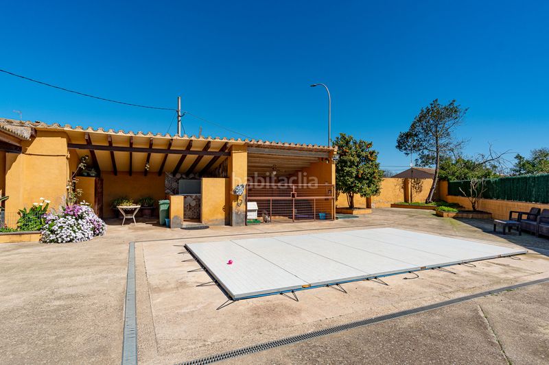 Foto f6544ac1-11a4-4343-b40c-c45cb627a05e. Chalet in carrer de girona 51 in Verges