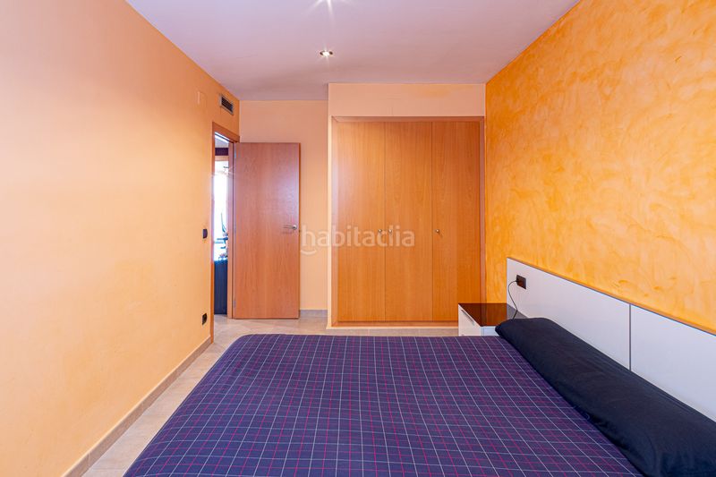 Foto f0d042dd-2d1d-4ed7-ae50-c6880086286f. Pis a carrer afora 17 a La Vila Llançà