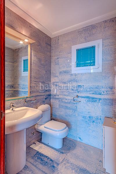 Foto 3f131fd3-d025-4158-9a09-7ccbfa86c64f. Casa en carrer anglaterra 196 exclusiva villa en ubicación privilegiada con vistas panorámicas al golfo de roses en Palau-saverdera