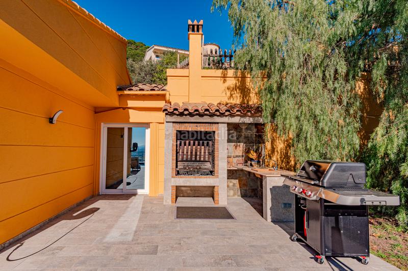 Foto b2ef7c24-ea76-4543-8779-a22bf9fcc4bc. Casa en carrer anglaterra 196 exclusiva villa en ubicación privilegiada con vistas panorámicas al golfo de roses en Palau-saverdera