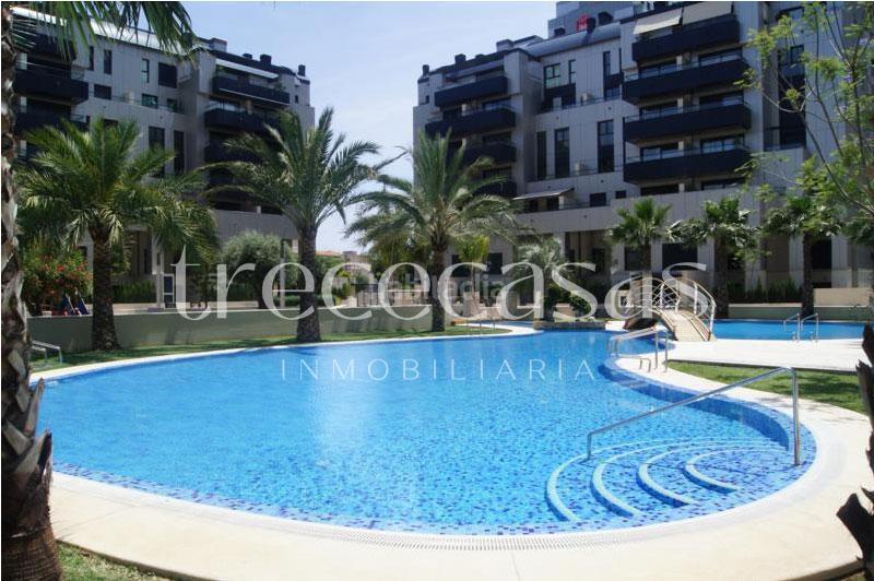 Foto 1e73481c-ca16-4b01-990f-457028bdb315. Alquiler piso exclusiva vivienda en alquiler en avda. cortes nas en Valencia