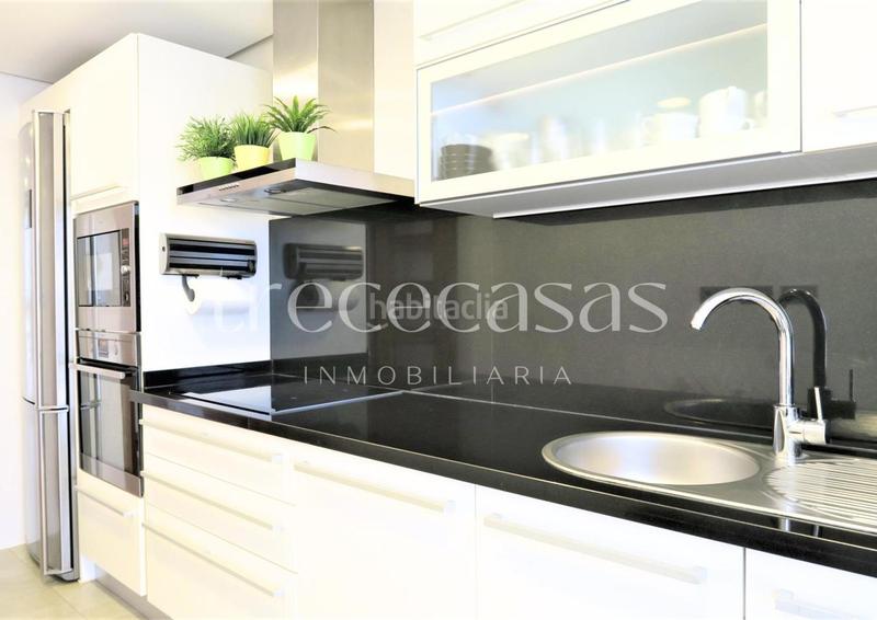 Foto 3a6eeca4-c43d-4294-b9e5-15c021dcc323. Alquiler piso exclusiva vivienda en alquiler en avda. cortes nas en Valencia