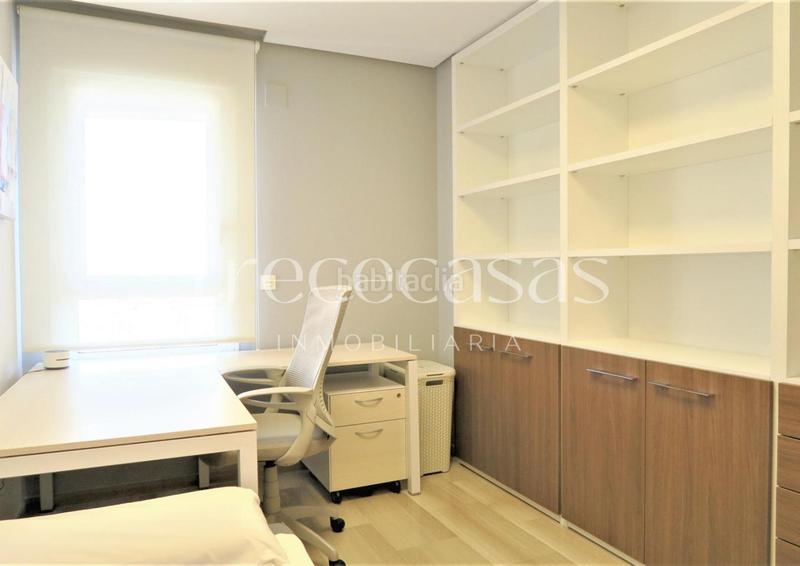 Foto 9c23d3be-5107-43ac-9eaf-0312de058c37. Alquiler piso exclusiva vivienda en alquiler en avda. cortes nas en Valencia