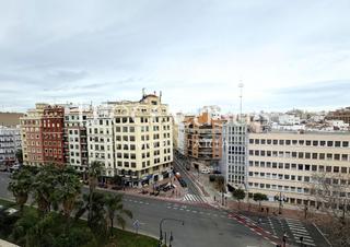 Lloguer Pis  Gran vía de fernando el católico. Vivienda en ubicación exclusiva