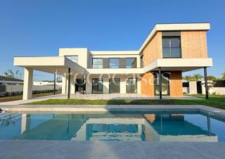 Lloguer Casa  Moldavia. Chalet de alquiler exclusivo en betera