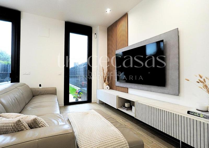 Foto 3c7cd6ec-1d2b-451a-bfb9-cc266e4f1a6f. Casa adosado en venta en torre en conill en Torre en Conill-Cumbres de San Antonio Bétera