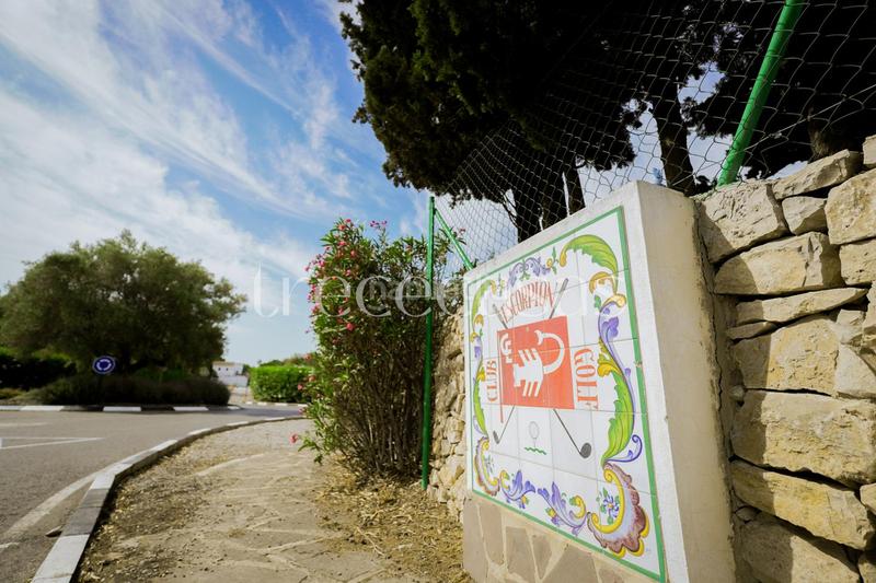 Foto b452ea97-e75a-42e2-93d8-3f5d1280abb1. Casa chalet a estrenar en torre en conill en Torre en Conill-Cumbres de San Antonio Bétera