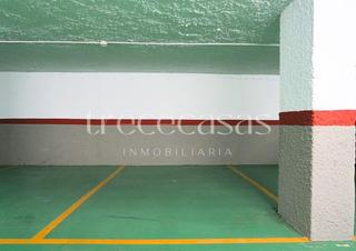 Parking voiture  Carrer de la marina alta. Plaza de garaje en venta