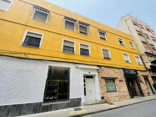 Appartement à Abarán. Amplio piso para reformar