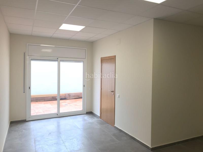 Foto 4737add0-f66f-47b2-bb7b-465a5a9010f1. Rent business premise with heating in Nucli Urbà Esparreguera