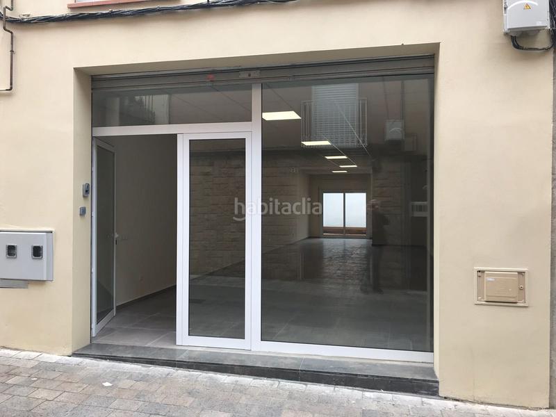Foto fe8fb7f0-1556-477b-b2f8-e01f741f81a1. Rent business premise with heating in Nucli Urbà Esparreguera