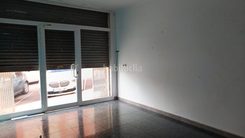 Foto 16de93b4-0209-4482-96e0-bbe6f7222275. Local comercial local de 20 m2 + altillo en venta en Abrera