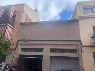 Edifici a Martorell. Edificio para construir